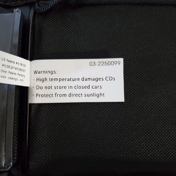 Case Logic CD Wallet / Travel Case – (16) CD Capacity – Black Nylon Exterior - Picture 10 of 11